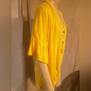 Bobbie Brooks Blouse and Necklace Duo